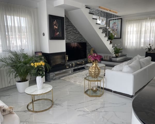 4 slaapkamer Villa te koop in Los Balcones met zwembad - € 599.000 (Ref: 8815005)