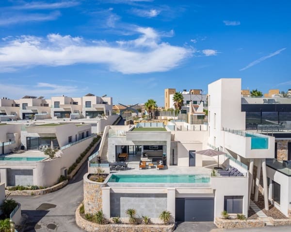 5 chambre Villa/Maison à vendre à Ciudad Quesada, Rojales avec piscine - 990 000 € (Ref: 8830360)