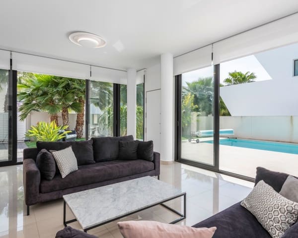 4 camera da letto Villa in vendita in Ciudad Quesada, Rojales con piscina - 640.000 € (Rif: 8830361)