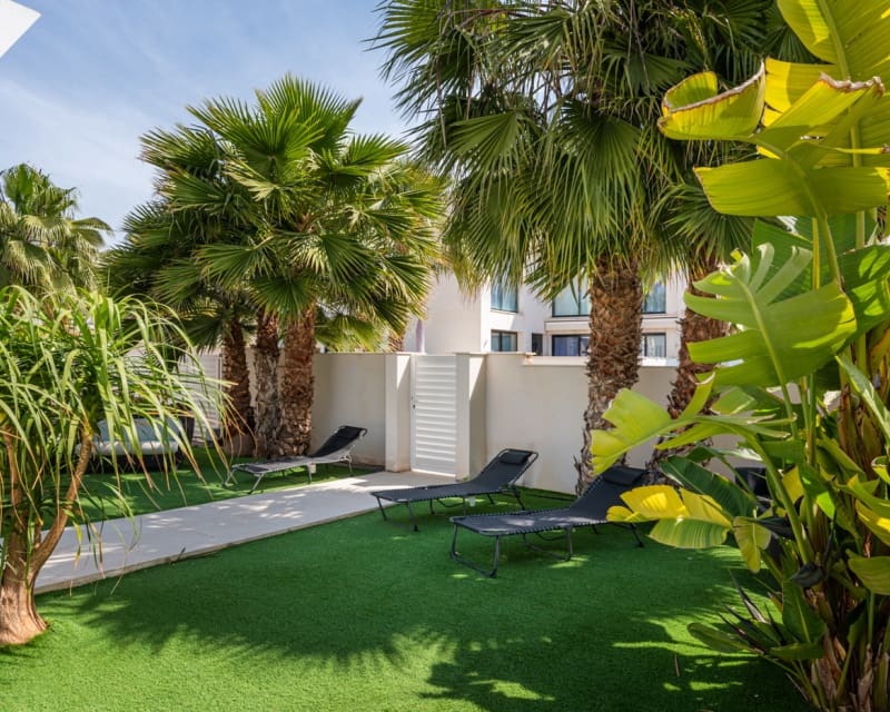 4 makuuhuone Huvila myytävänä paikassa Ciudad Quesada mukana uima-altaan - 640 000 € (Ref: 8830361)