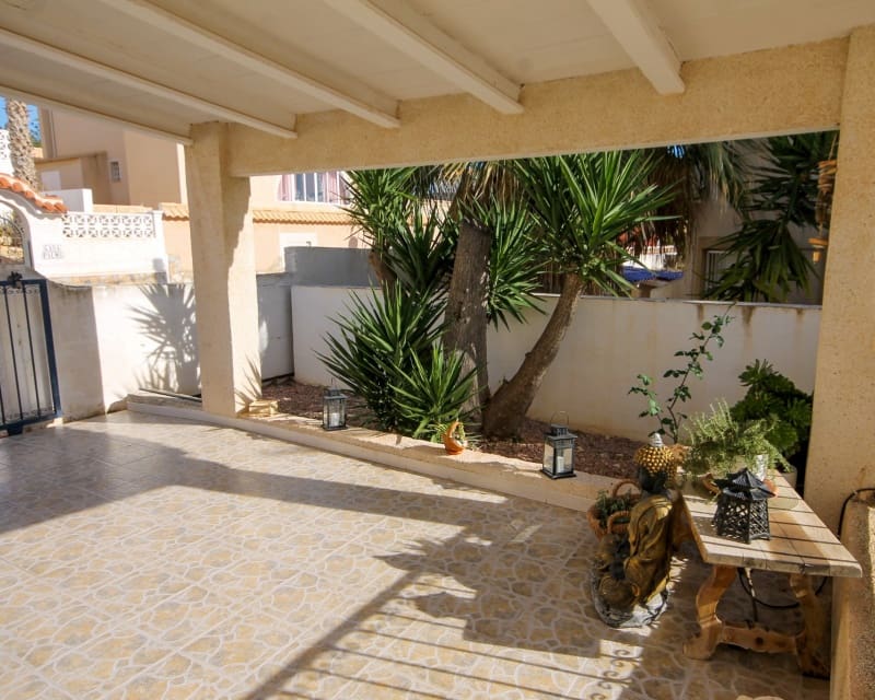 3 soveværelse Villa til salg i Villamartin - € 210.000 (Ref: 8839903)