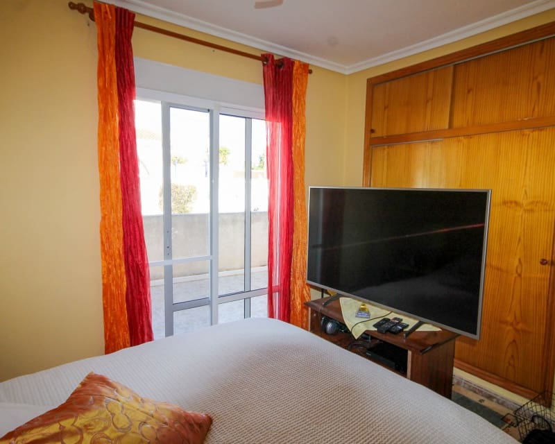 3 soveværelse Villa til salg i Villamartin - € 210.000 (Ref: 8839903)