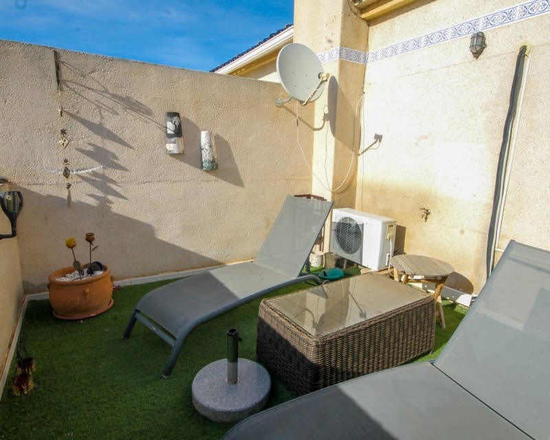 3 soveværelse Villa til salg i Villamartin - € 210.000 (Ref: 8839903)