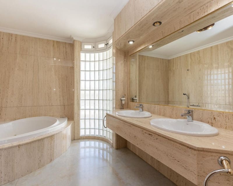 5 slaapkamer Villa te koop in La Torreta met zwembad - € 780.000 (Ref: 8861562)