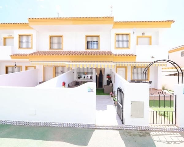 2 slaapkamer Huis te koop in Torre de la Horadada, Pilar de la Horadada met zwembad - € 234.900 (Ref: 8990182)