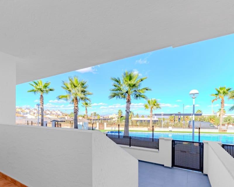 3 soveværelse Byhus til salg i Los Balcones med swimmingpool - € 315.000 (Ref: 9041687)