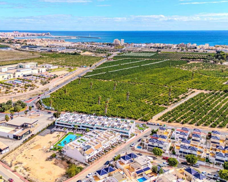 3 soveværelse Byhus til salg i Los Balcones med swimmingpool - € 315.000 (Ref: 9041687)