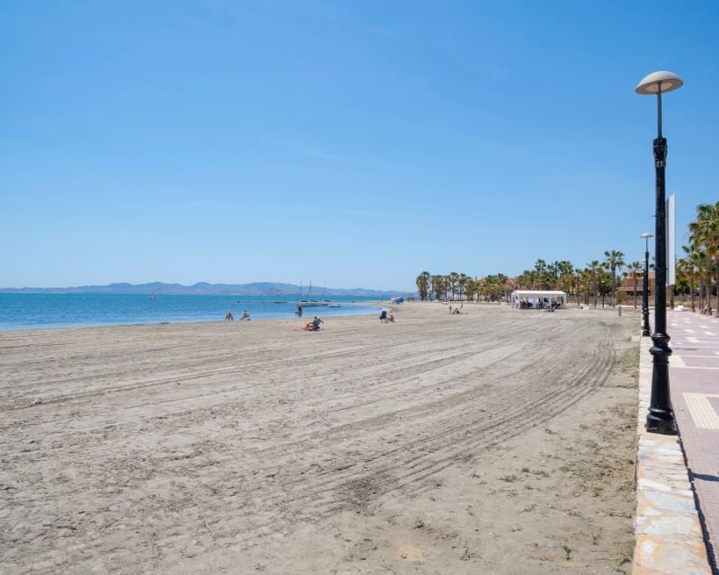 3 soverom Hus til salgs i Los Alcazares med svømmebasseng - € 270 000 (Ref: 9094297)