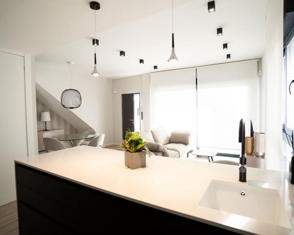 3 soverom Leilighet til salgs i Pilar de la Horadada ciudad, Pilar de la Horadada med svømmebasseng - € 365 000 (Ref: 9187704)