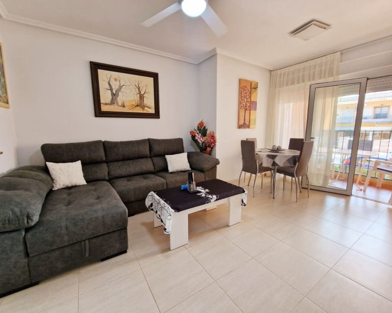 2 sovrum Lägenhet till salu i Daya Nueva med pool - 119 500 € (Ref: 9187709)