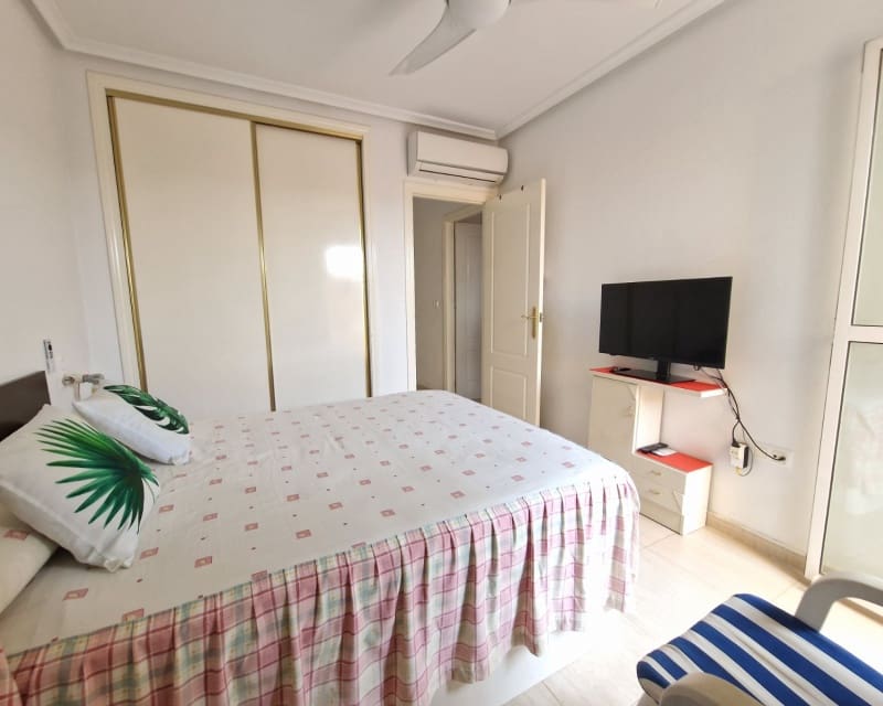 2 sovrum Lägenhet till salu i Daya Nueva med pool - 119 500 € (Ref: 9187709)