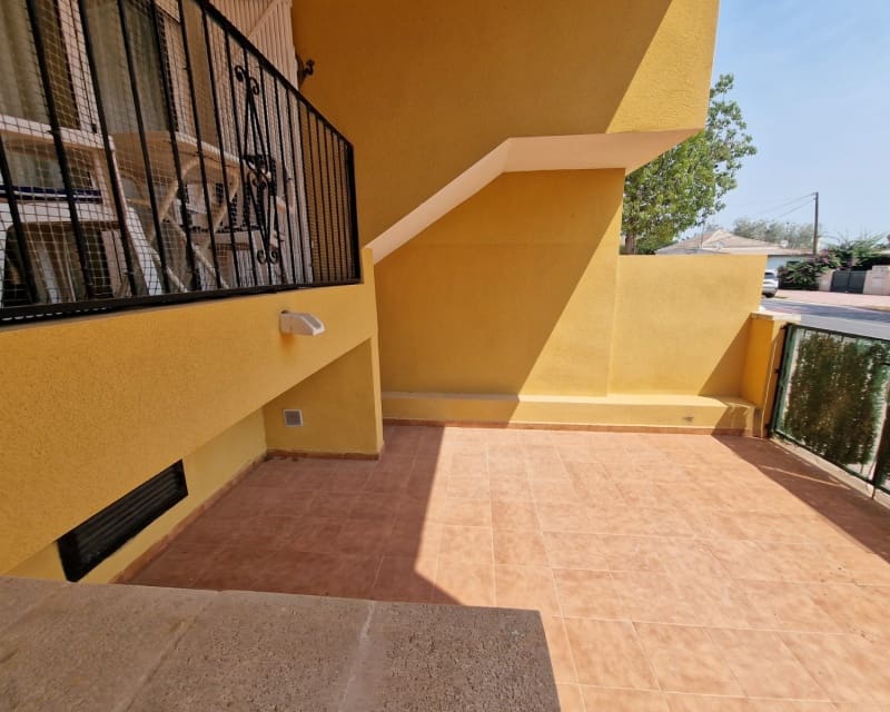 2 sovrum Lägenhet till salu i Daya Nueva med pool - 119 500 € (Ref: 9187709)