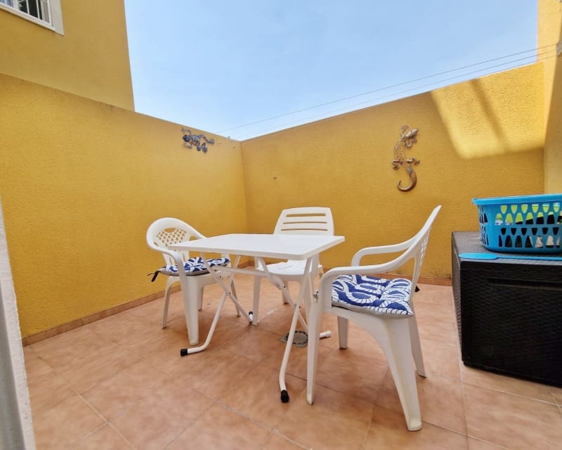 2 sovrum Lägenhet till salu i Daya Nueva med pool - 119 500 € (Ref: 9187709)