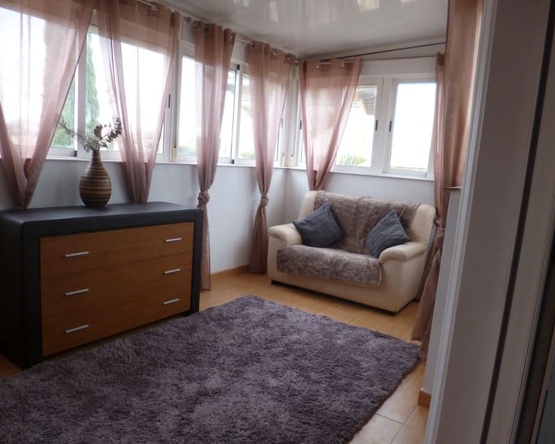 4 makuuhuone Huvila myytävänä paikassa Playa Flamenca - 399 995 € (Ref: 9242409)