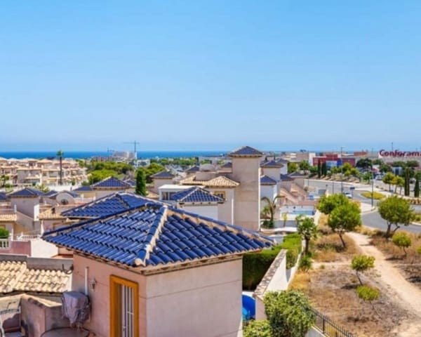 4 makuuhuone Huvila myytävänä paikassa Playa Flamenca, Orihuela - 399 995 € (Ref: 9242409)