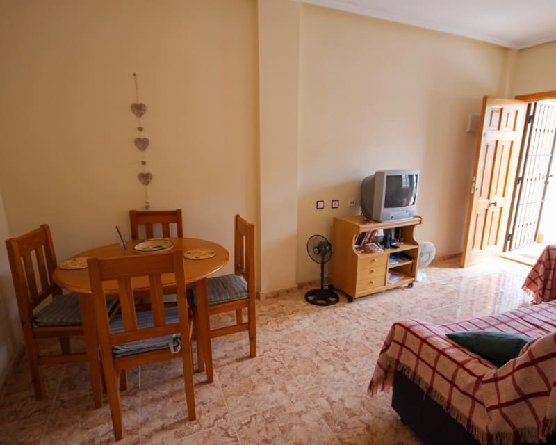 2 soverom Leilighet til salgs i Villamartin - € 125 000 (Ref: 9254095)