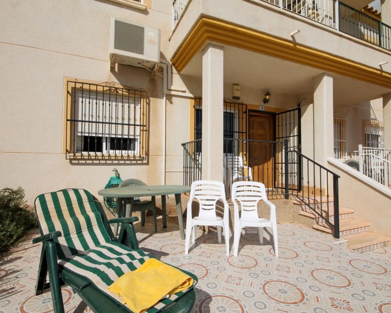 2 soverom Leilighet til salgs i Villamartin - € 125 000 (Ref: 9254095)