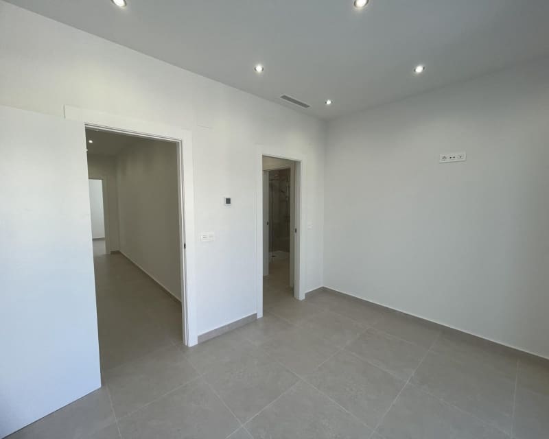 3 slaapkamer Villa te koop in Heredades met zwembad - € 359.900 (Ref: 9297085)