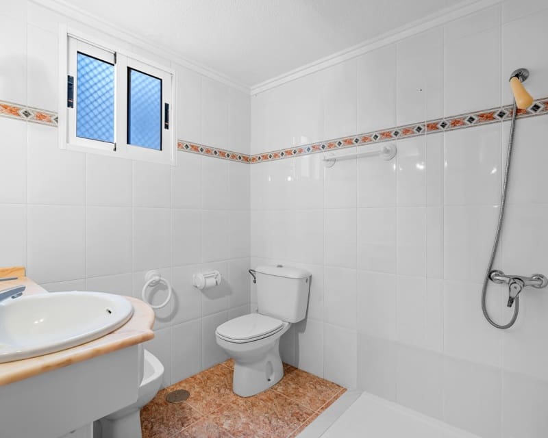 3 quarto Apartamento para venda em Torrevieja - 475 000 € (Ref: 9306338)