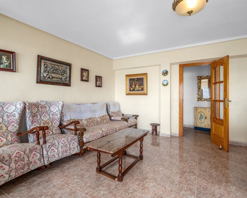3 quarto Apartamento para venda em Torrevieja - 475 000 € (Ref: 9306338)