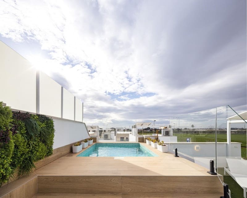 2 soveværelse Bungalow til salg i Torre de la Horadada med swimmingpool - € 385.000 (Ref: 9321594)