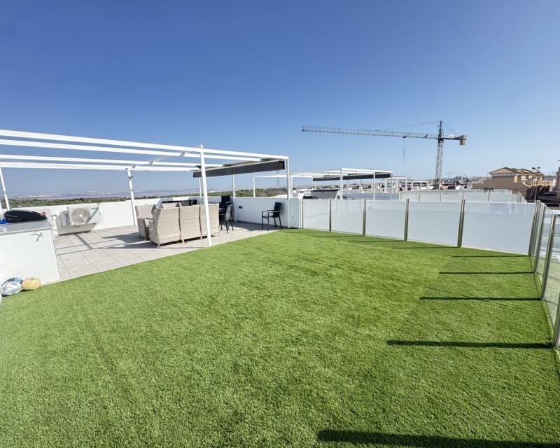 5 slaapkamer Villa te koop in Villamartin met zwembad - € 480.000 (Ref: 9321680)