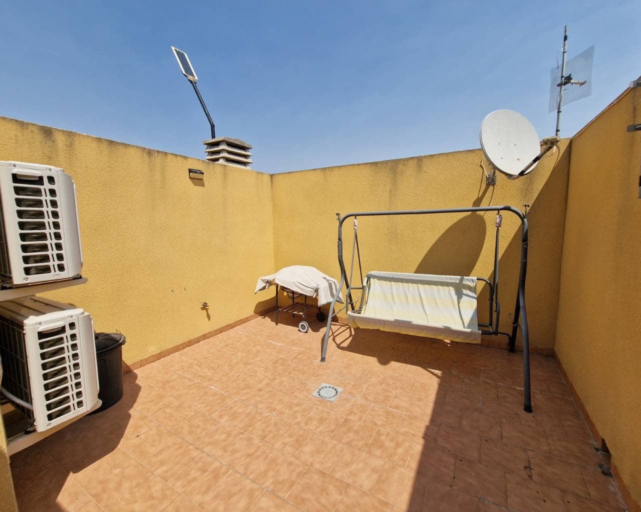 2 chambre Appartement à vendre à Daya Nueva avec piscine - 125 000 € (Ref: 9378898)