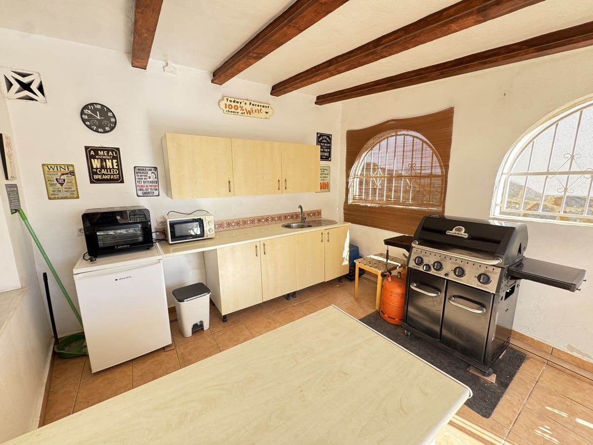 3 bedroom Villa for sale in Blue Lagoon with pool - € 374,995 (Ref: 9393288)