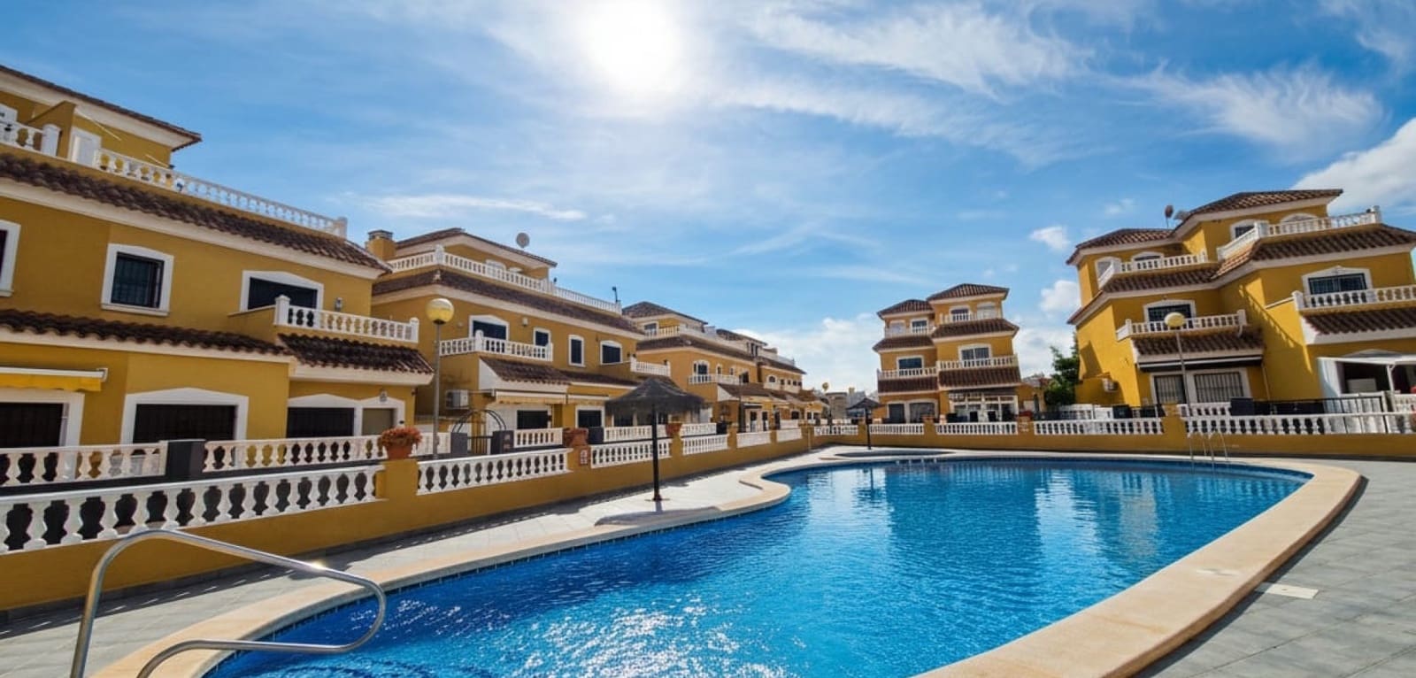 3 camera da letto Casa in vendita in Playa Flamenca con piscina - 295.000 € (Rif: 9395864)