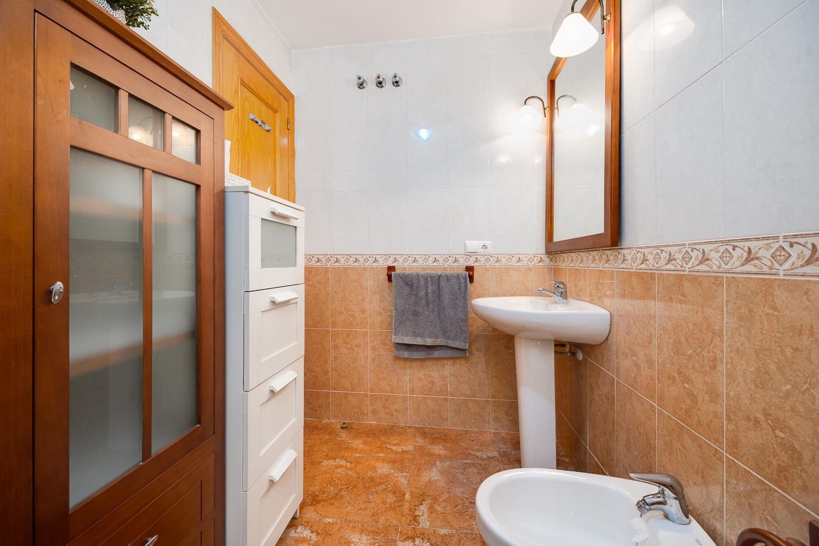 2 slaapkamer Appartement te koop in Torrevieja met zwembad - € 139.500 (Ref: 9398292)