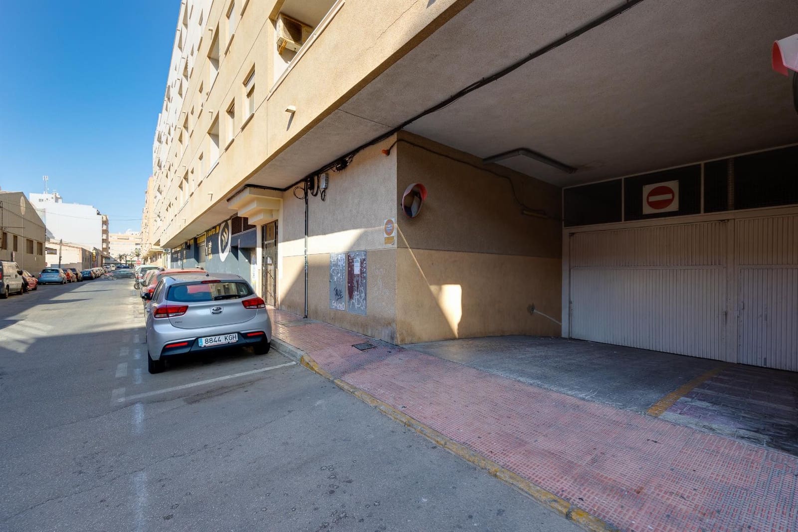 2 slaapkamer Appartement te koop in Torrevieja met zwembad - € 139.500 (Ref: 9398292)