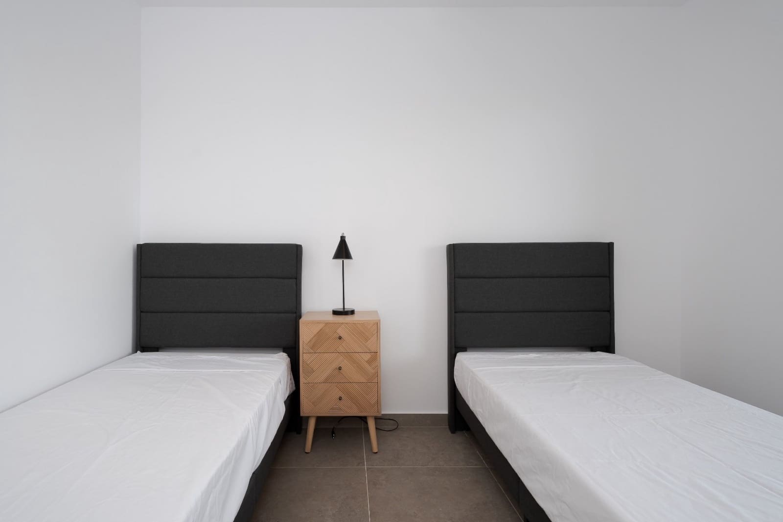 2 sovrum Lägenhet till salu i Playa Flamenca med pool - 380 000 € (Ref: 9398297)