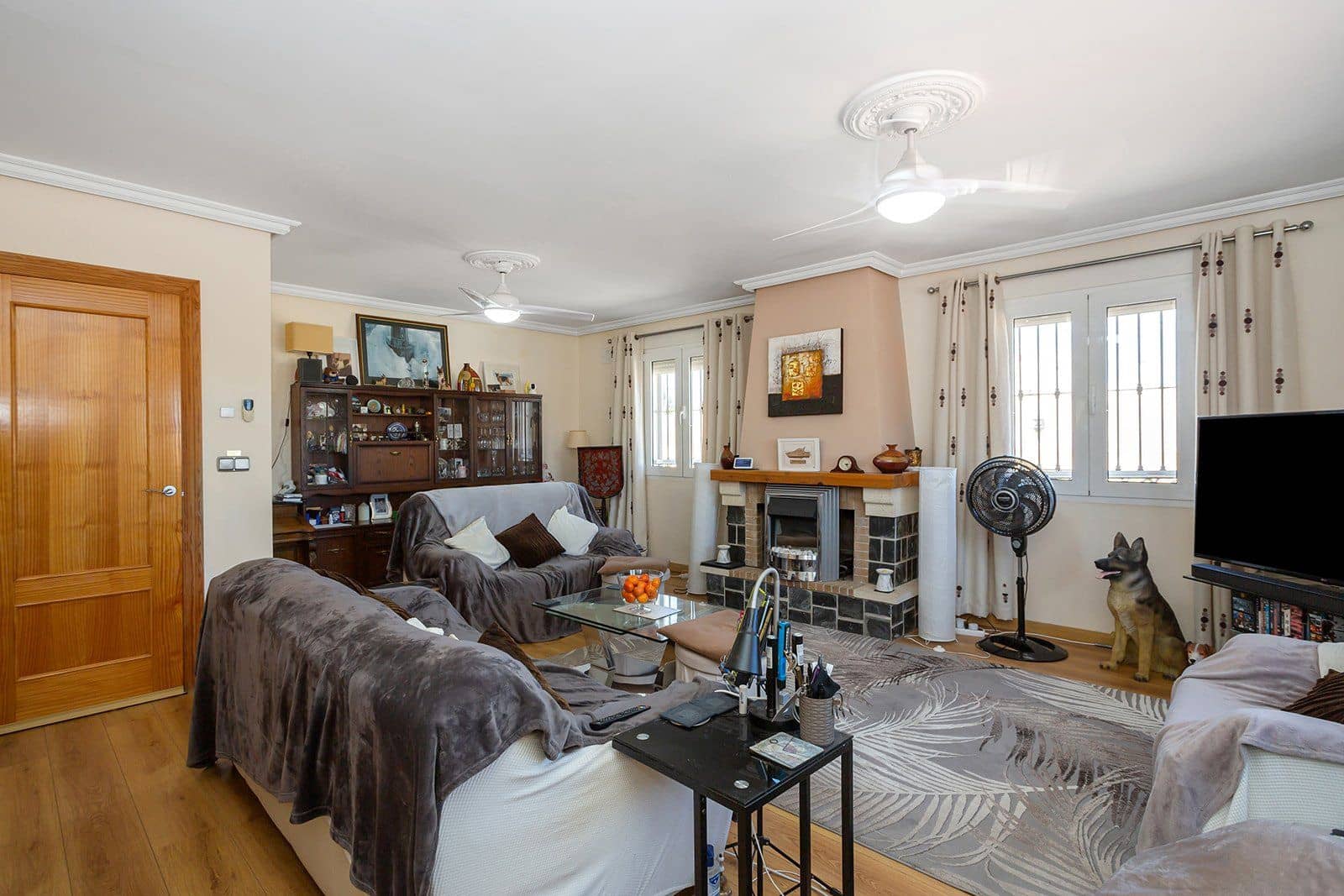 6 chambre Villa/Maison à vendre à Los Balcones avec piscine - 617 000 € (Ref: 9403210)