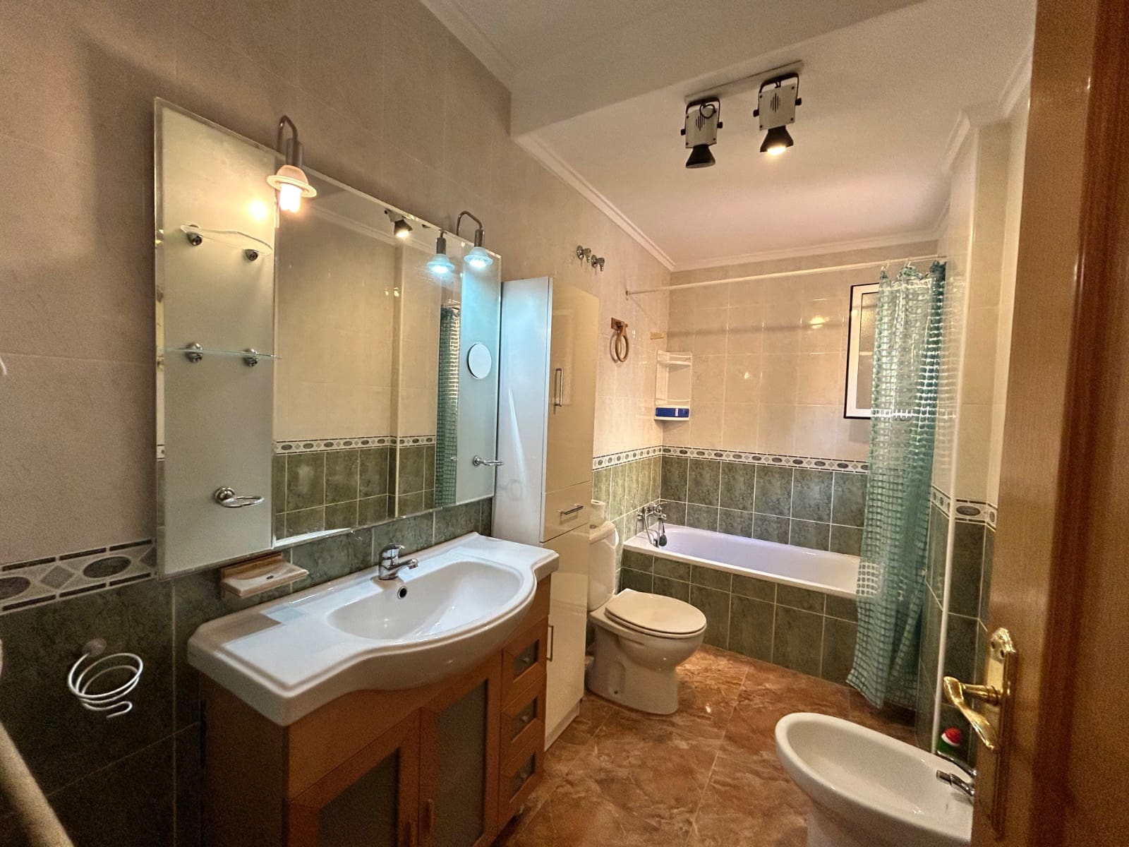 3 slaapkamer Appartement te koop in Jacarilla - € 120.000 (Ref: 9407934)