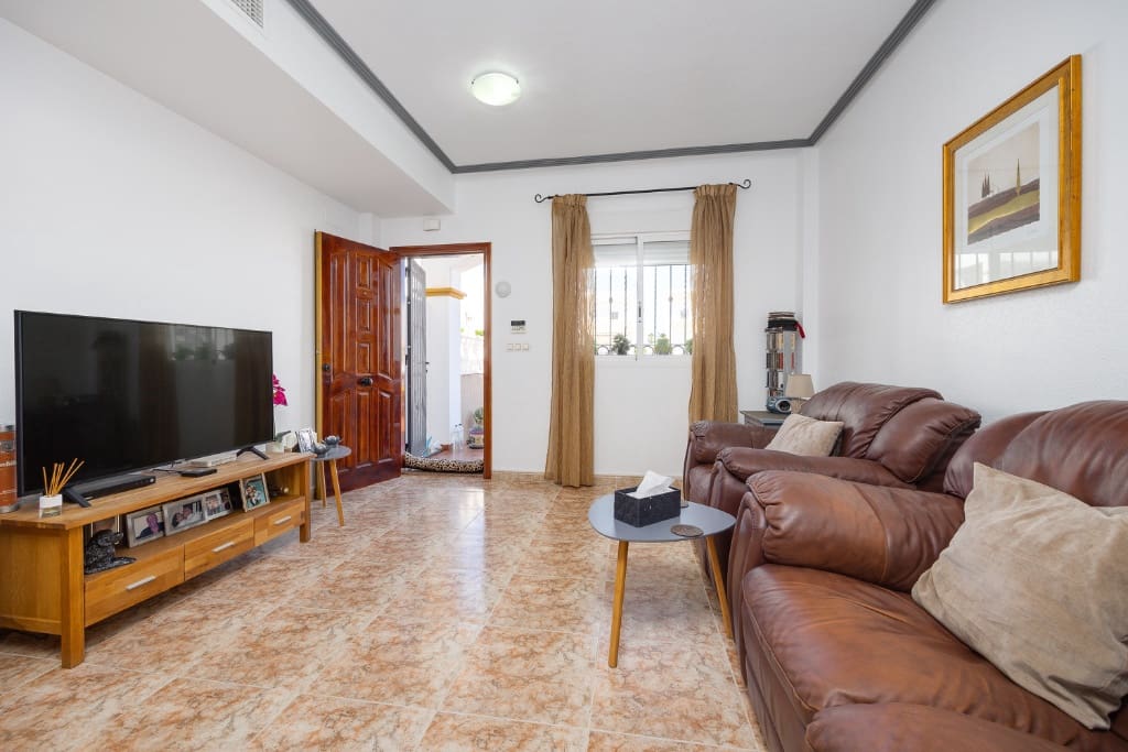 2 soverom Hus til salgs i Orihuela Costa med svømmebasseng - € 189 999 (Ref: 9407940)