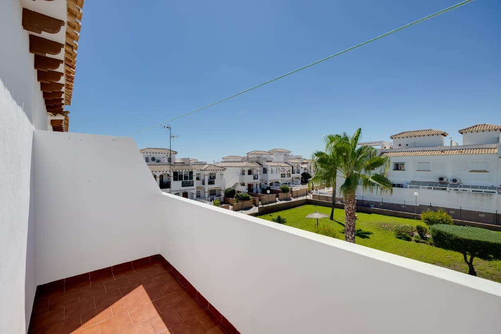 2 soverom Hus til salgs i Orihuela Costa med svømmebasseng - € 189 999 (Ref: 9407940)