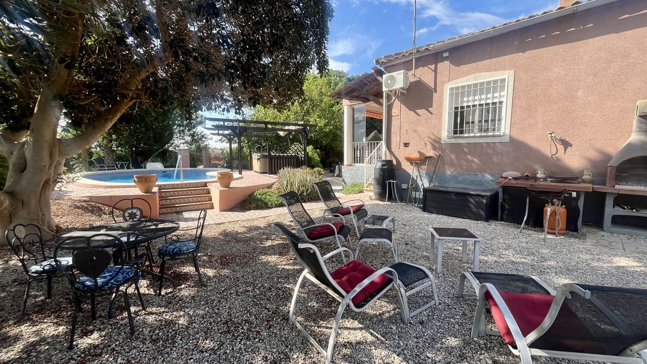 3 sovrum Villa till salu i Orihuela med pool - 400 000 € (Ref: 9410825)