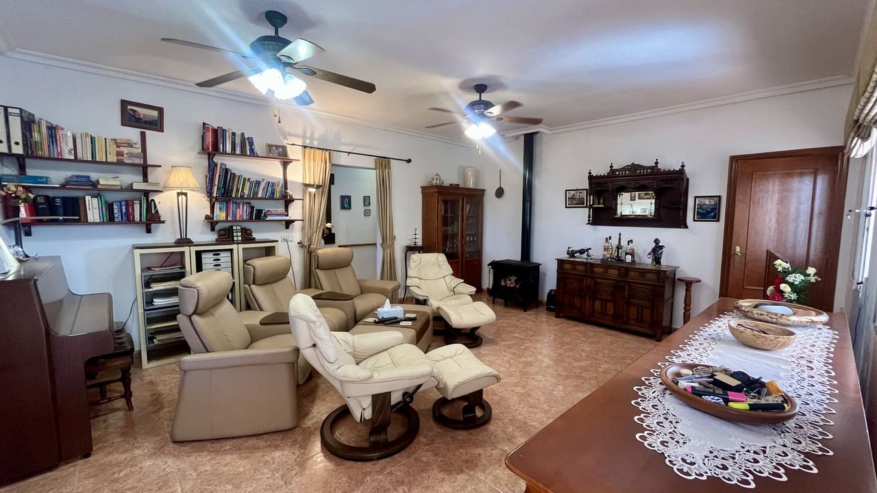 3 sovrum Villa till salu i Orihuela med pool - 400 000 € (Ref: 9410825)