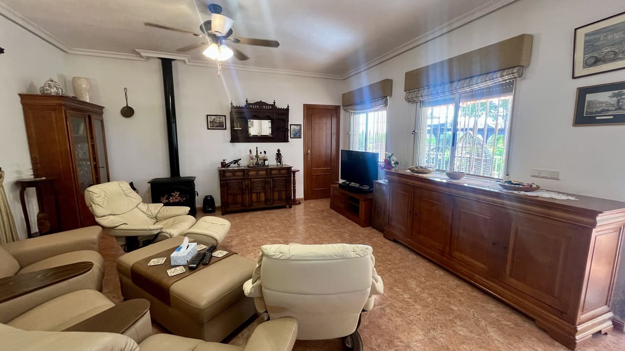 3 sovrum Villa till salu i Orihuela med pool - 400 000 € (Ref: 9410825)