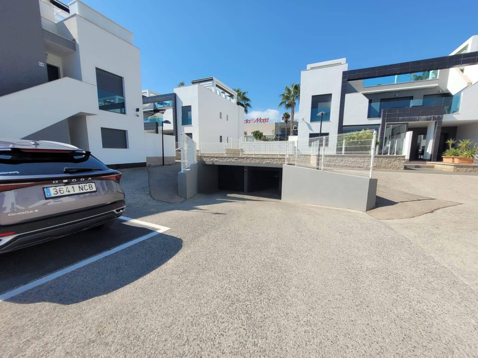 2 sovrum Lägenhet till salu i La Zenia med pool - 289 000 € (Ref: 9410831)