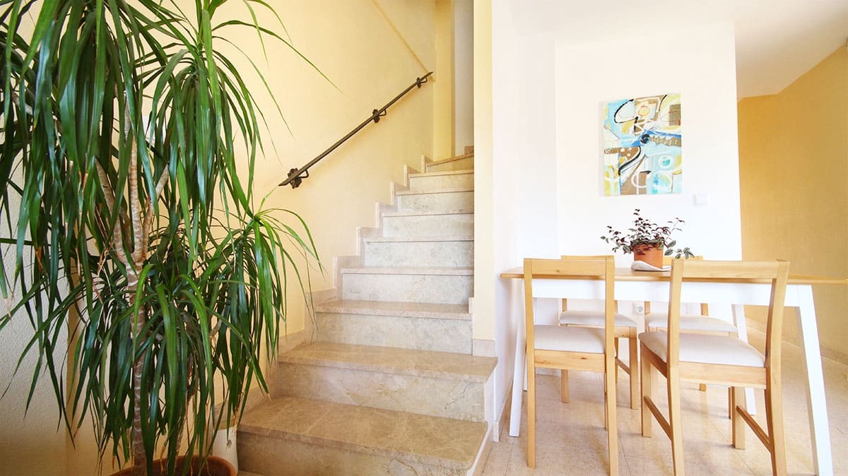 3 bedroom Townhouse for sale in Villamartin with pool - € 164,950 (Ref: 9410832)