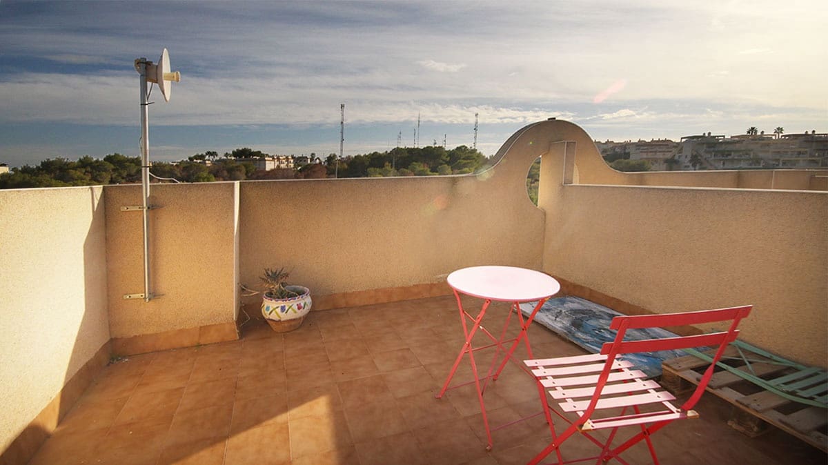 3 bedroom Townhouse for sale in Villamartin with pool - € 164,950 (Ref: 9410832)