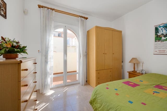 2 bedroom Townhouse for sale in La Florida, Orihuela with pool - € 145,000 (Ref: 9415835)