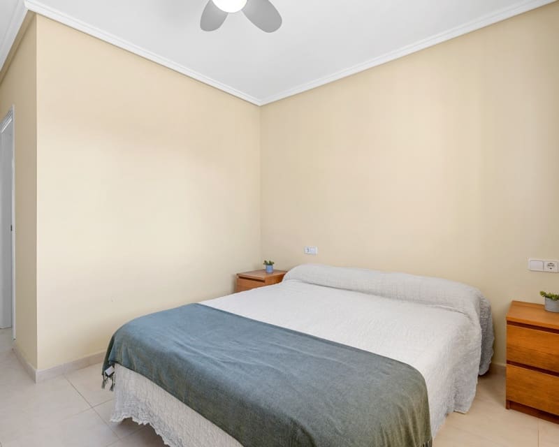 2 soveværelse Lejlighed til salg i Ciudad Quesada med swimmingpool - € 159.000 (Ref: 9415842)