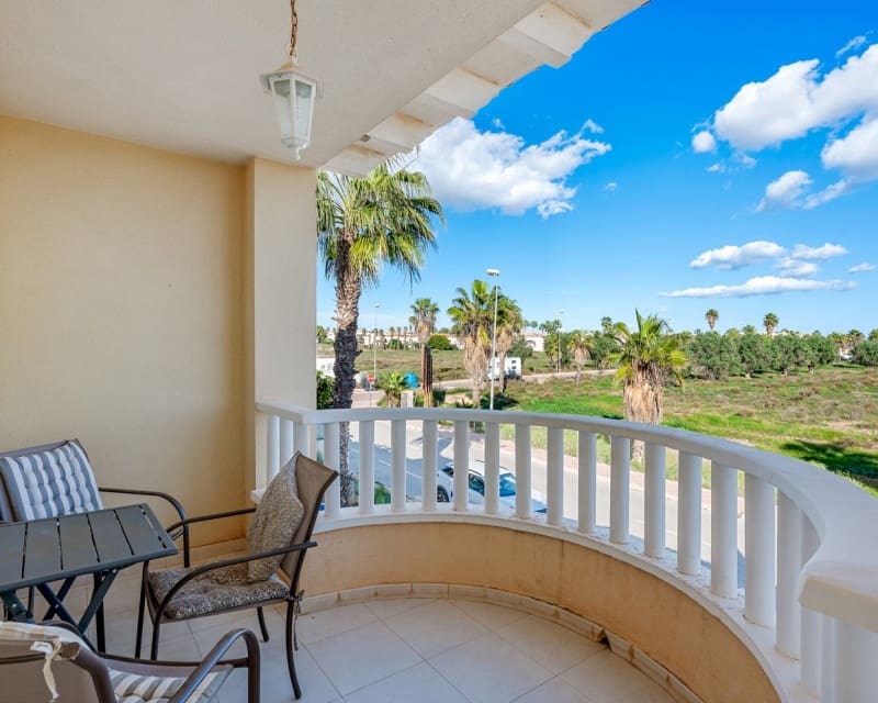 2 soveværelse Lejlighed til salg i Ciudad Quesada med swimmingpool - € 159.000 (Ref: 9415842)