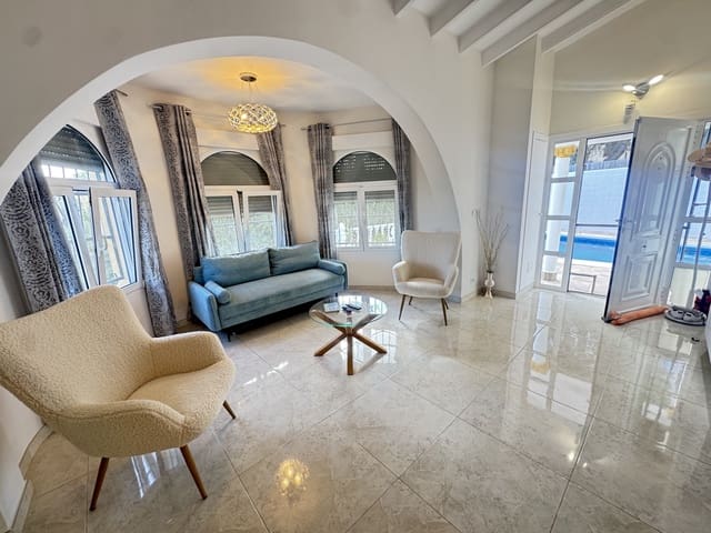 3 chambre Villa/Maison à vendre à Villamartin, Orihuela avec piscine - 375 000 € (Ref: 9418906)