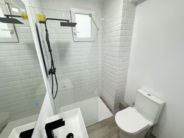 3 slaapkamer Appartement te koop in Puerto Deportivo, Torrevieja - € 144.995 (Ref: 9422185)