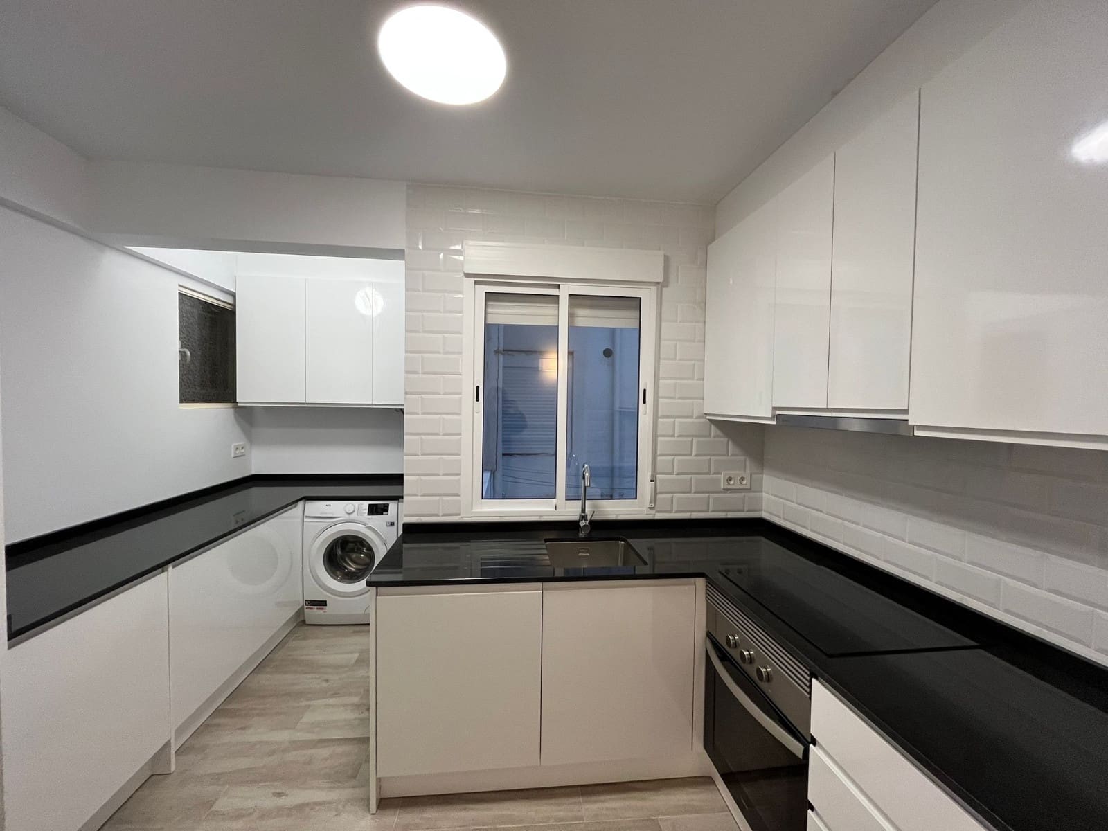 3 sovrum Lägenhet till salu i Torrevieja - 144 995 € (Ref: 9422185)