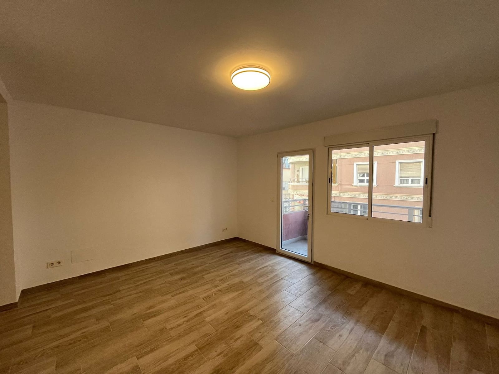 3 sovrum Lägenhet till salu i Torrevieja - 144 995 € (Ref: 9422185)