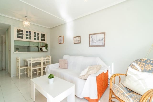 Apartamento de 1 habitación en Aguas Nuevas, Torrevieja en venta con piscina - 115.000 € (Ref: 9422190)